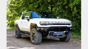 “이게 차야, 전차야?” 바이든도 반한 GM의 ‘허머EV’