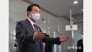 尹대통령 “3축 체계, 우려 평가 많지만 유효한 방어체계”