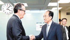 S&P 회장 만난 추경호 부총리