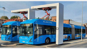 ‘전기도시’의 진화… 전기차, 주택가 진입땐 자동 감속