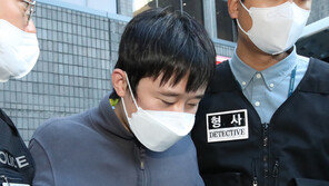 ‘신당역 스토킹 살인’ 전주환 측 첫 재판서 “공소사실 인정”