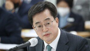 김동연, 국감서 “지금 이재명 얘기하나…나는 김동연” 발끈