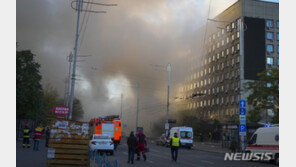 우크라, 러에 자폭드론 제공한 이란과 단교 추진…이란은 무기 제공 부인