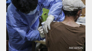 65~69세 독감접종 시작…“코로나 추가 접종도 필요해”