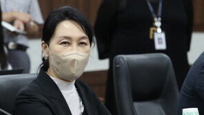 이신화 대사, ‘서해피격’ 유족 면담…“북한 책임 규명해야”