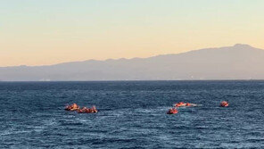 ‘4명 실종’ 마라도 전복 어선 수색 사흘째…“야간 수색 성과 없어”