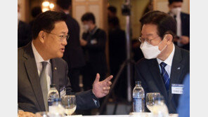 野 “무도하고 뻔뻔하게 탄압” vs 與 “구린 것 많다는 인상 줘”