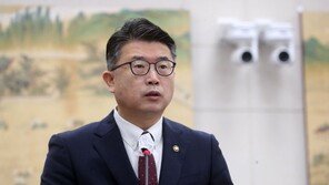 교육차관, 학력평가 논란에…“일제고사 아냐” 거듭 해명