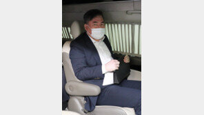 유동규 “의리? 이 세계엔 없더라…이재명 기자회견 굉장히 재미”