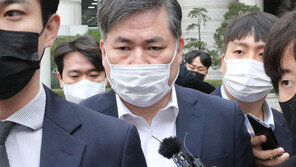 유동규 “명령한 이재명, 벌 받아야”-李 “원수같은 내게 돈 줬겠나”