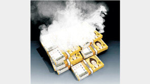 내년 상반기까지 회사채 54조 만기…증권-건설사 부도설 ‘공포’