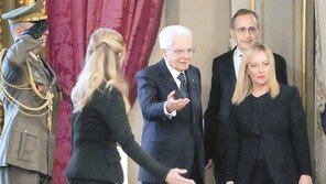 ‘여자 무솔리니’ 멜로니, 伊 첫 여성총리 취임