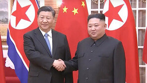 北, 시진핑 ‘3연임’ 전 주민에 소개…中 당 대회 ‘대대적 축하’