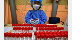 신규확진 1만4302명…사망자 누적 2만9000명 넘어서