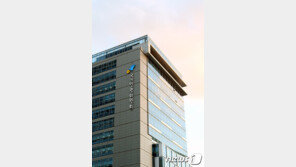 “고등학생 파마·염색 금지, 어기면 벌점”…인권위 “인권침해”