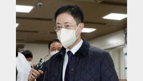 ‘고발사주 의혹’ 손준성 재판 출석…“그런 사실 없다” 혐의 부인