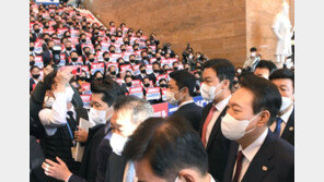 尹대통령, 사상 첫 ‘반쪽 시정연설’…민주당 보이콧