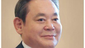 이건희 회장 2주기…김승연 회장-전현직 사장단 등 300명 추모