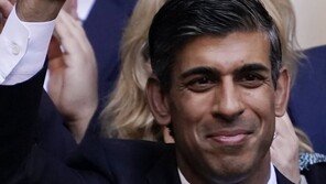 ‘英 최초 인도계 총리’ 리시 수낵…환호하는 인도