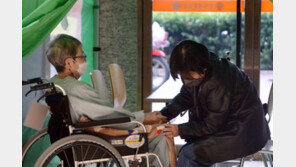 신규확진 한달 만에 4만 명대…‘7차 유행’ 본격화