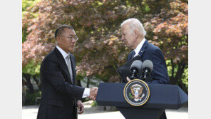 바이든, 현대차 조지아 공장 기공식에 “신난다…내 경제 어젠다 성과”