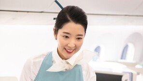 대한항공, 53년만에 ‘스튜어디스’ 명칭 없앤다…왜?