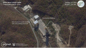 北 동창리 발사장 건물 외벽 해체…한미, 도발 가능성 주시