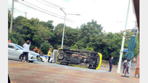 제주서 심정지 환자 이송하던 구급차-트럭 충돌…5명 부상