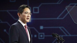 이재용 “현실은 엄중, 시장은 냉혹…더 과감하고 도전적으로 나서자”