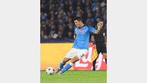 이탈리아 ‘전설’ 키엘리니 “김민재 활약, 정말 놀라워” 극찬