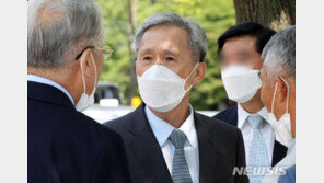 김관진, ‘댓글’ 혐의는 사실상 확정…수사 축소 부분 파기