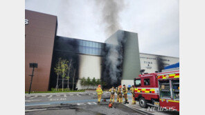 경찰, 대전 현대프리미엄 아웃렛 참사 관계자 13명 입건