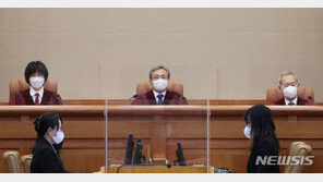 헌재, ‘8촌 이내 결혼 금지’ 합헌…美英日은 4촌도 허용인데 韓풍속은 달라