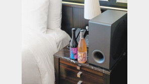 “호텔서 음악과 와인으로 가을감성 느껴보세요”