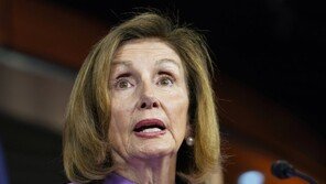 美펠로시 의장 남편, 자택서 괴한에게 습격 당해