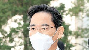 [사설]이재용 회장의 ‘뉴 삼성’… 또 한번의 ‘삼성 신화’를 기대한다