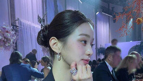 中 네티즌들 “‘아이브’ 장원영 봉황 비녀는 중국 전통”…서경덕 “도둑질”