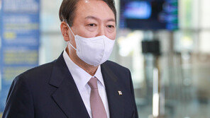 尹대통령 지지율 6주만에 30%대…국힘 33%·민주 35%[한국갤럽]