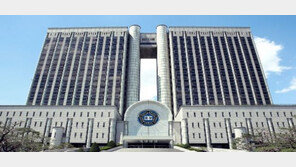 ‘10명 성폭행’ 편입 컨설팅 대표, 2심에서 감형 이유는…