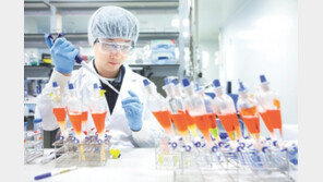 반도체 투자 늘려 역대 최대 실적 거둬