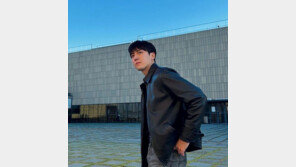 [이태원 참사] 배우 윤홍빈 “울며 CPR, 끝내 못살려…사방에서 ‘제발 눈떠’”