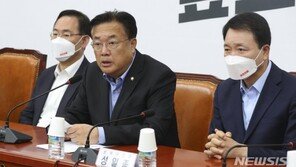 與 비대위 지도부, 이태원 참사 합동분향소 조문