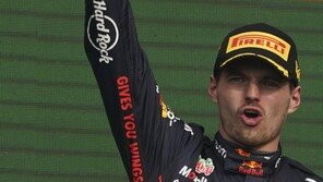 ‘2연패 찜’ F1 새 강자 페르스타펀, 한 시즌 최다 우승·포인트 기록 경신