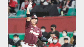 전병우 9회 대타 투런-10회 결승타… ‘대역전 히어로’