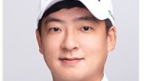 KPGA 상금왕 출신 김승혁 첫날 단독 1위…5년만에 우승 도전
