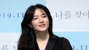 “전 쌍둥이 엄마 이영애입니다”…이태원 희생자父에 성금·편지