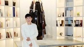 [단독 인터뷰]샤넬·구찌 같은 ‘패션하우스’ 꿈 이룬 우영미 “브랜드 유산 이어가는 공간 되길”