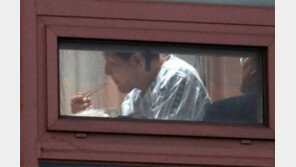 생환 광부 “갱도내 전혀 쓸일 없는 비닐 발견… 하늘이 도운 것” 