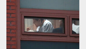 ‘봉화의 기적’ 생환 광부 “제일 보고싶었던 사람은 아내…모두 힘내시라”