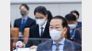 권영세, 이태원 질문에 “지금은 국무위원 자격”…野 “불편한 태도”